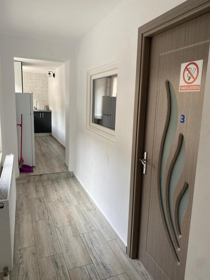 Hostel Monument Βουκουρέστι Εξωτερικό φωτογραφία