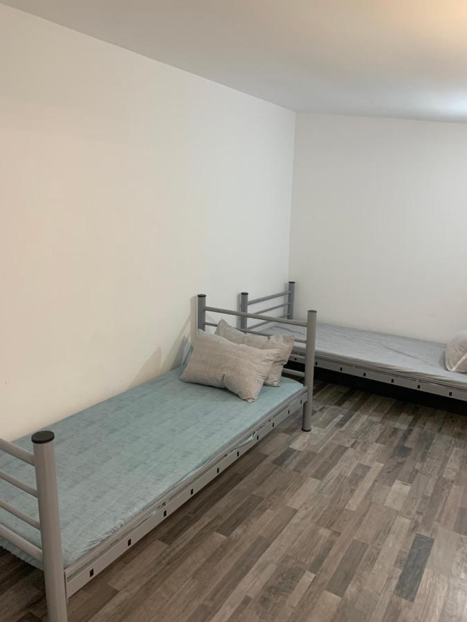 Hostel Monument Βουκουρέστι Εξωτερικό φωτογραφία